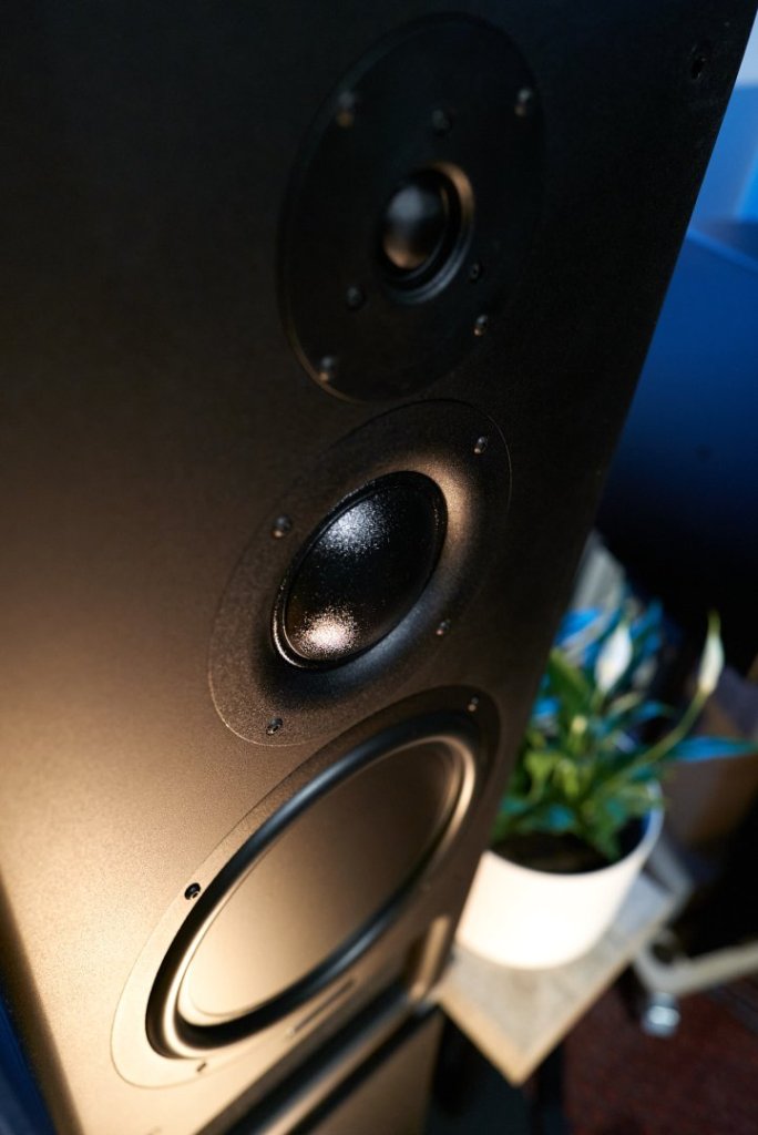 atomix studio pmc kaiuttimet immersiivinen miksaus