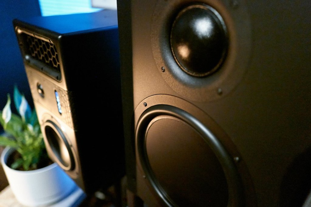 atomix studio pmc kaiuttimet immersiivinen miksaus