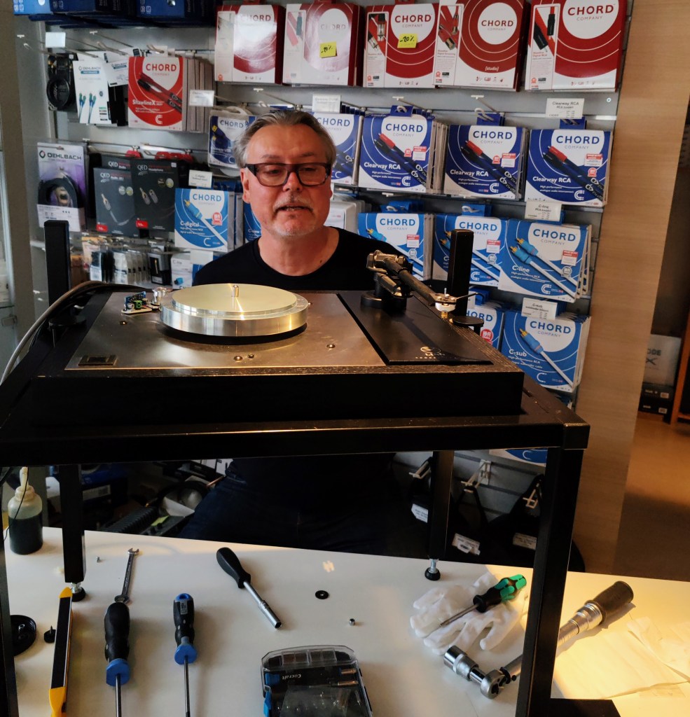 hifimesta ari laine linn lp12 sondek kore sub chassis sisärunko