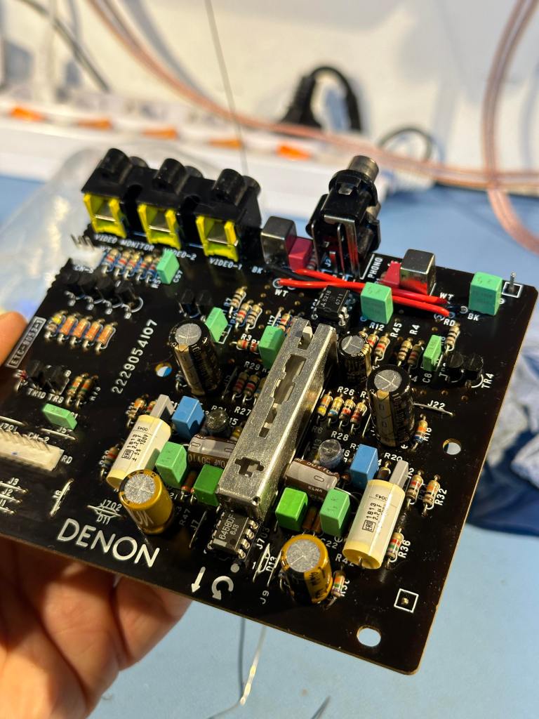 denon pma 700v modification modifiointi integroitu vahvistin modifiointi vahvistimen modifiointi kondensaattorit riaa transistori 