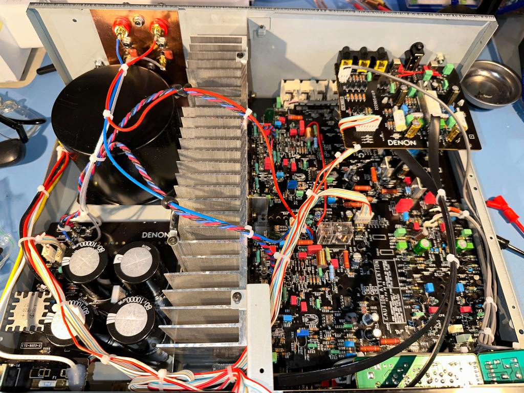 denon pma 700v modification modifiointi integroitu vahvistin modifiointi vahvistimen modifiointi kondensaattorit riaa transistori 