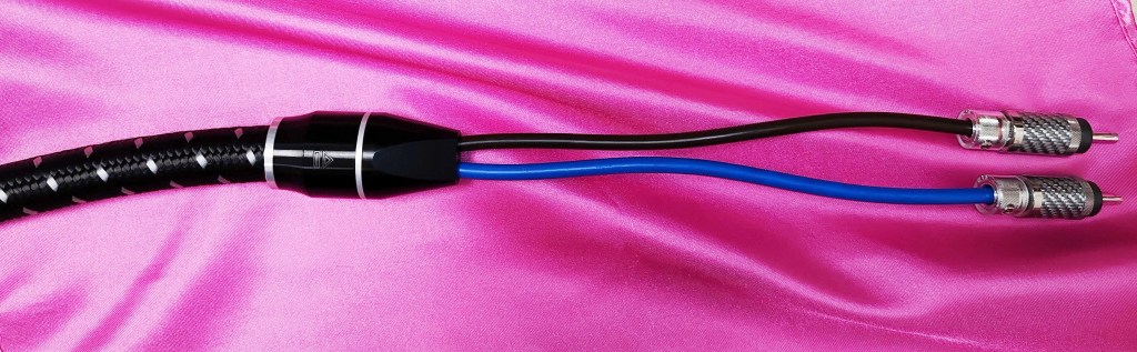 Testi: Furutech DSS-4.1&nbsp;kaiutinkaapelit