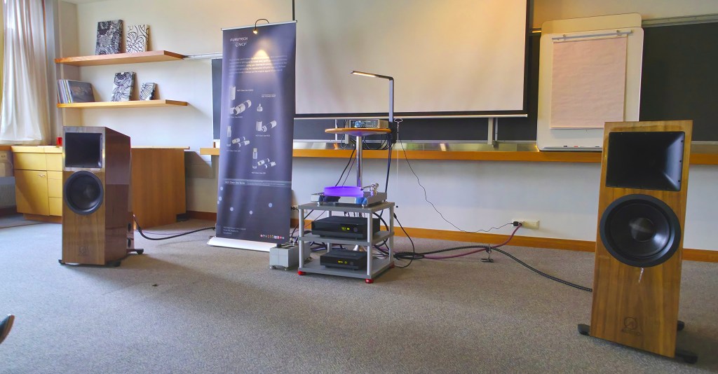 kaupallinen erkki tur-pex furutech kora avantgarde kaiutin loudspeaker helsinki hifishow 2026