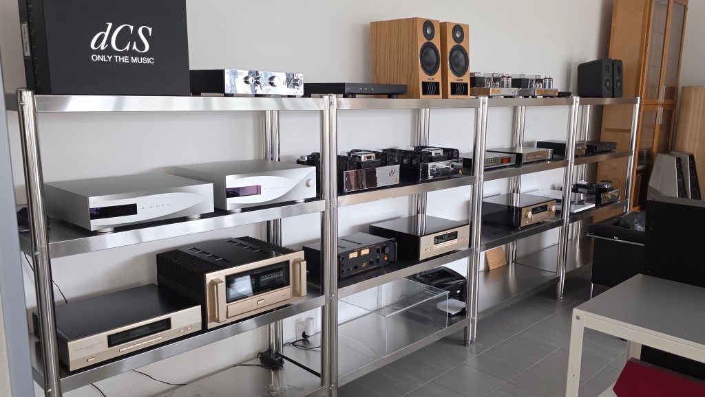 mr hifi wilson audio rega bluesound dcs varese